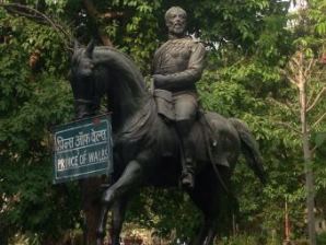 p-24106 - mumbai-putale-part-1-kalaghoda-01-add media-300