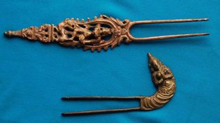 ८ केस वाळवायचे आकडे