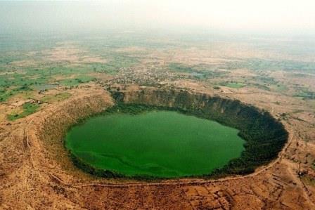 AKV-102-lonar-crater-featured