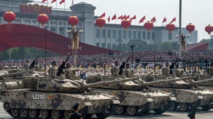 p-68511-chinese-military-parade