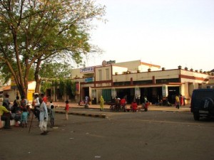 Akola-Station-300