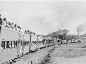 p-531-railway-train-at-kurduwadi