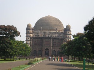 p-1926-golghumat-vijapur-300