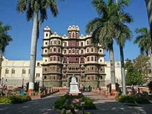 Indore-Rajwada-Holkar-Palace-300