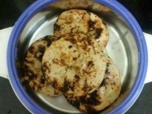 usachya-rasatli-bhakri-300