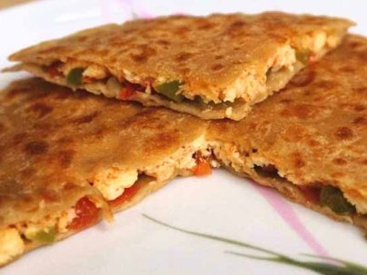 P-3659-paneer-cheese-paratha