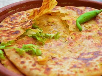 P-3667-kothimbir-paratha